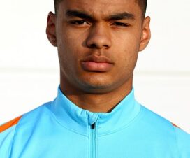Cody Gakpo in Netherlands under 18s training top