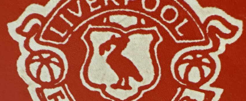 an old fashioned liverpool crest